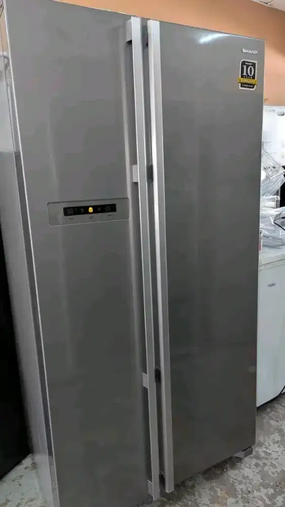 Kulkas side by side sharp