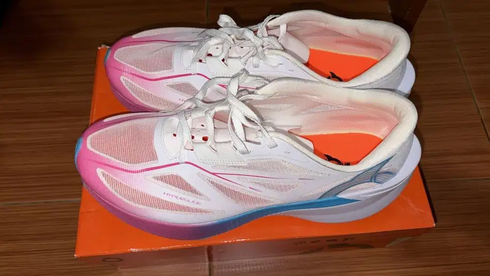 Ortus hyperglide sepatu lari