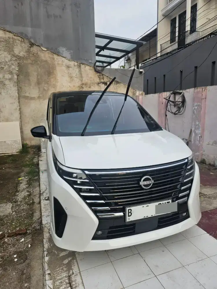 Nissan serena c28 + full peredam&anti karat