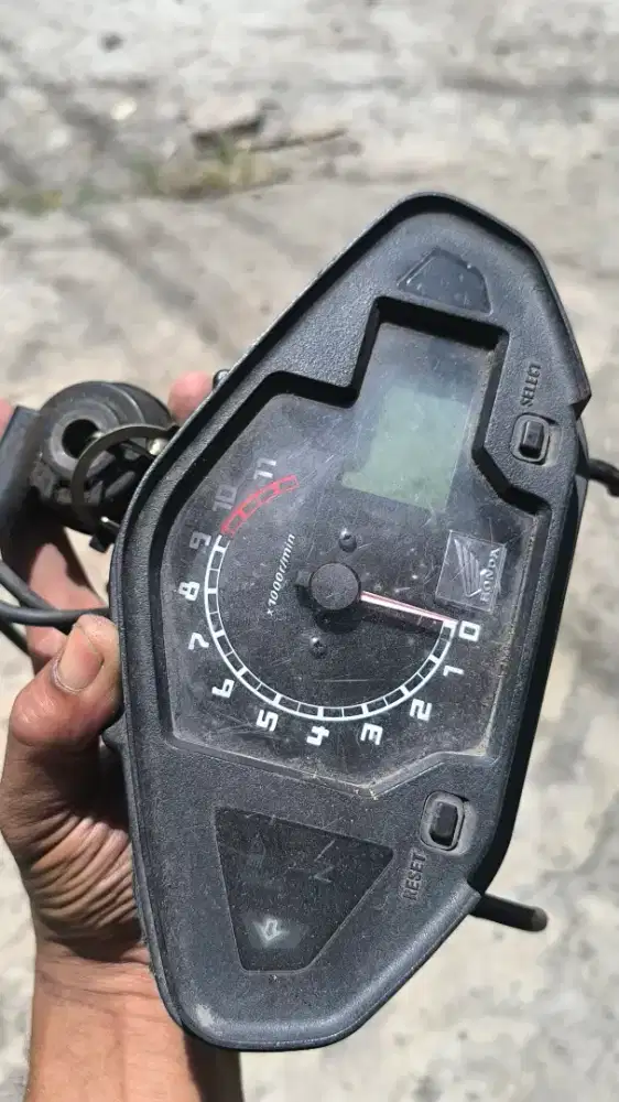 Speedometer ori Honda New Megapro 150