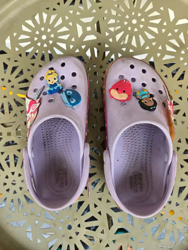 Sendal Crocs Anak Ukuran 11