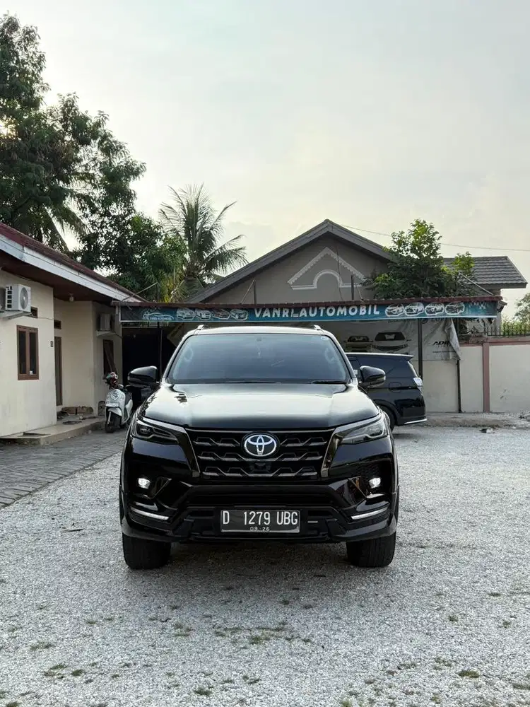 Toyota Fortuner Gr 2.4 Metic Diesel 2021