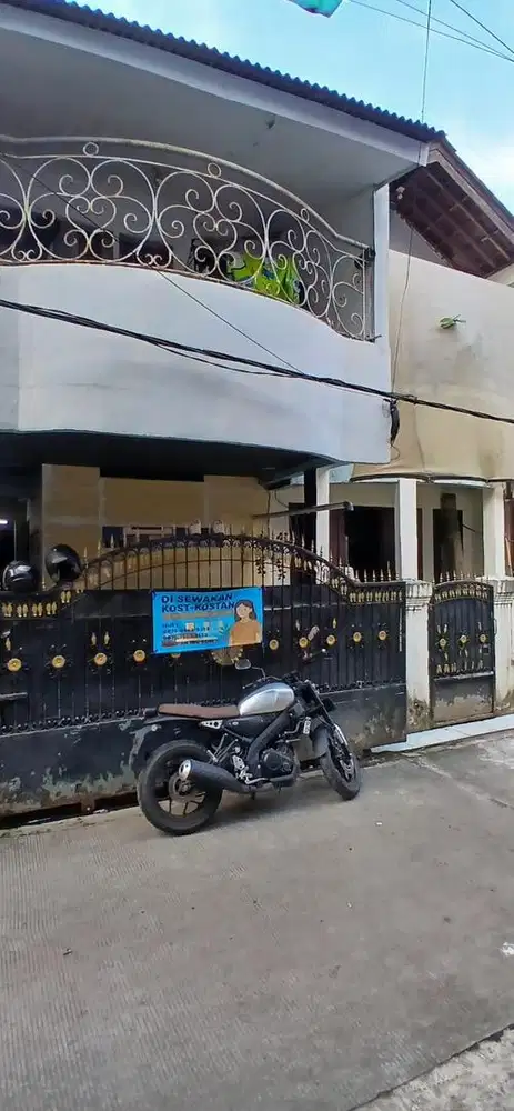 Kost Kost an Mami Yeni