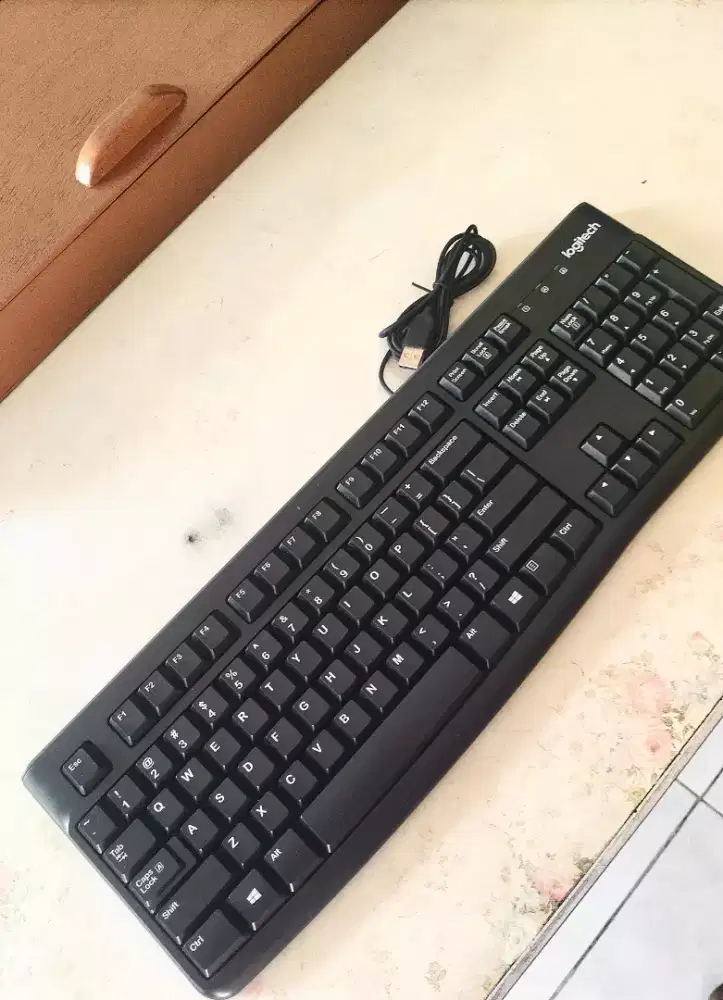 Keyboard logitech new