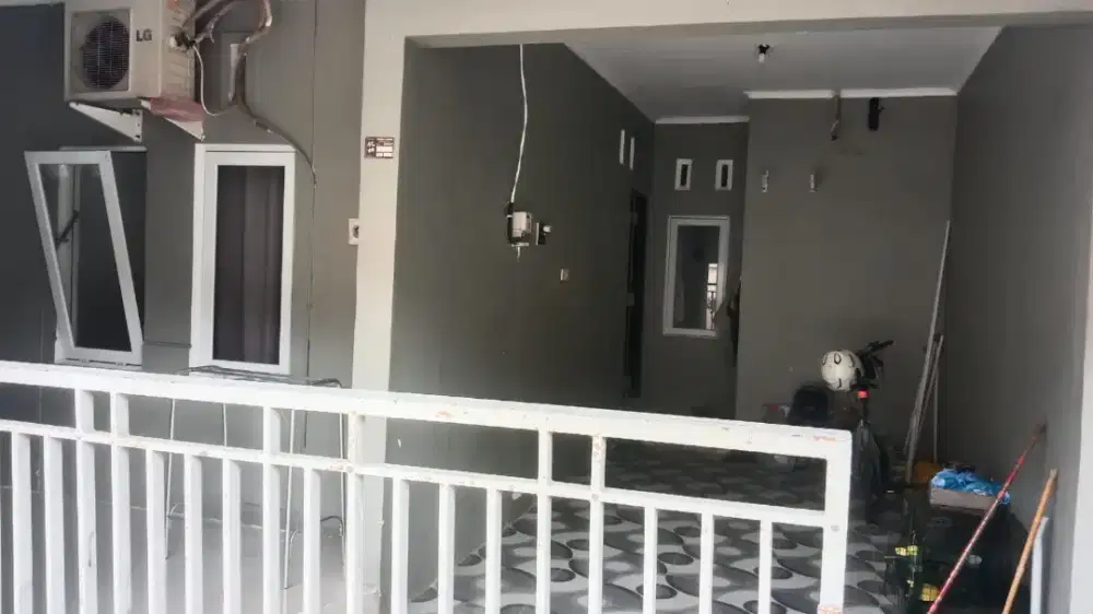 Rumah dekat akses manapun