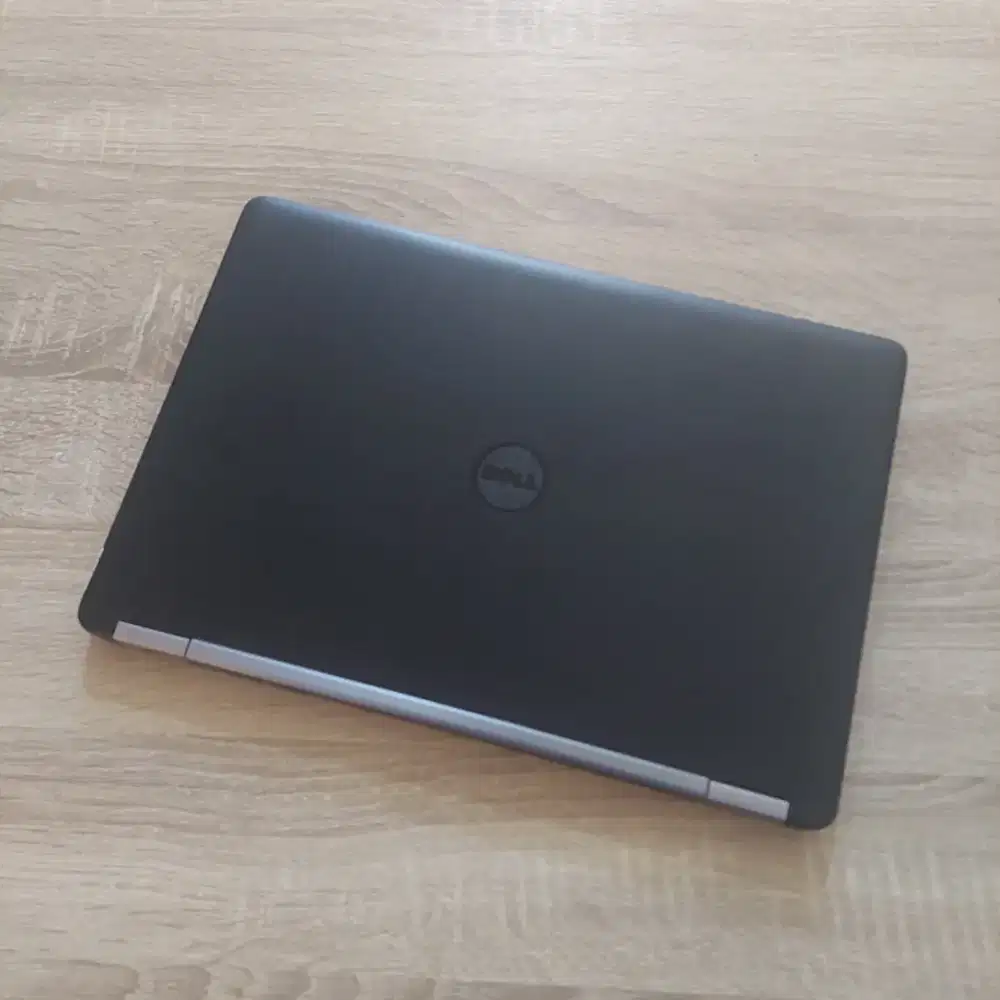Laptop Dell Latitude E7470 Core i5 Gen 6