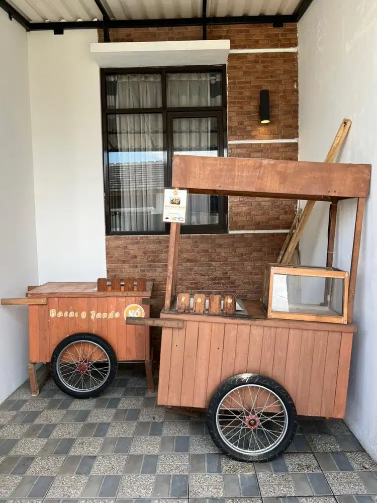 Roda Jualan (Gerobak)