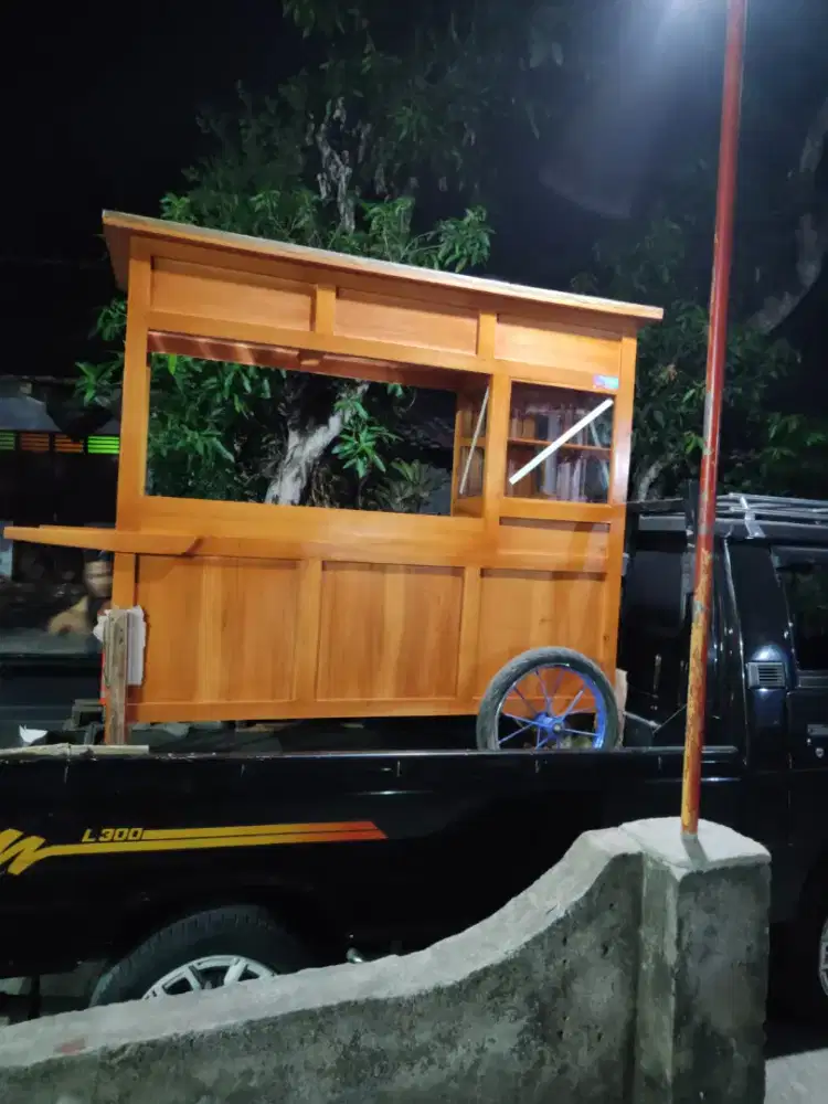 Gerobak Angkringan jg Melayani Pesanan Grobak Bakso Mie Bubur Sate dlL
