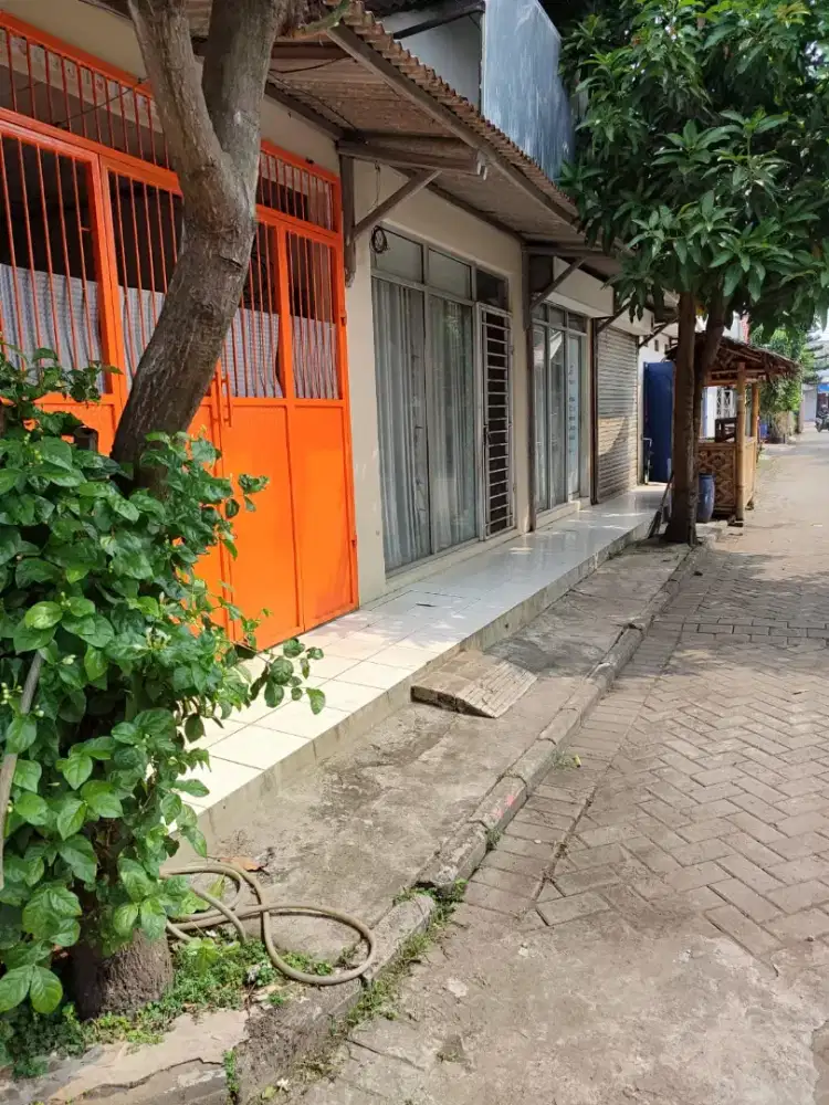 Dijual Rumah Dan Tempat Usaha