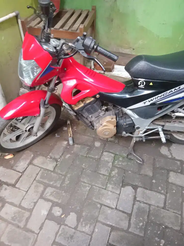 dijual motor satria 2009