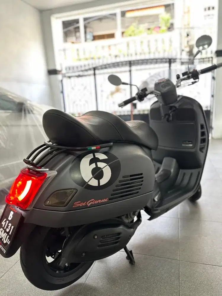 VESPA GTV SEI GIORNI 300CC