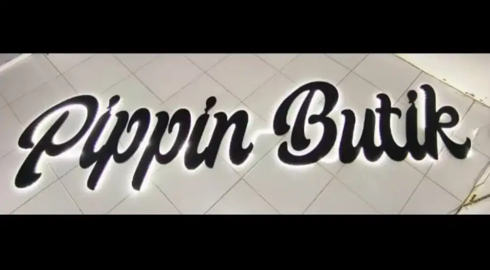 Pegawai Butik di Depok