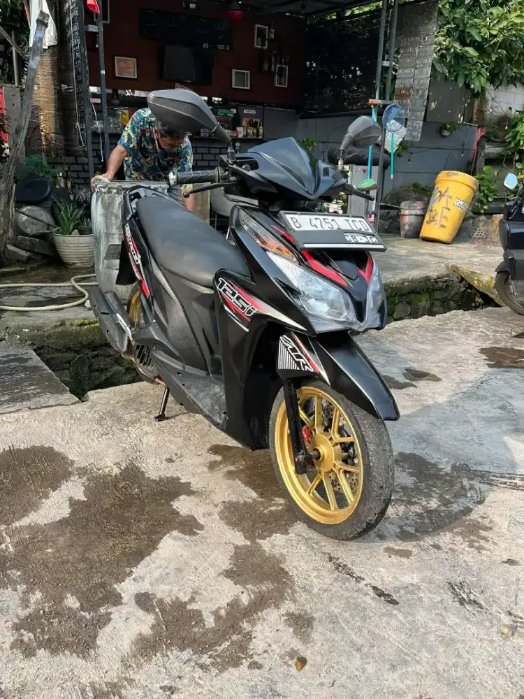 HONDA VARIO 125 OLD KZR 2014 PAJAK HIDUP