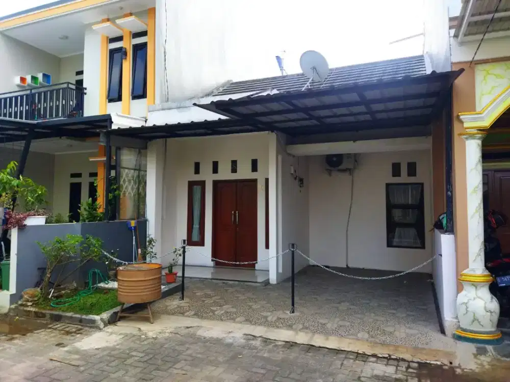 DIJUAL RUMAH DENGAN LOKASI STRATEGIS DI CIGANITRI - SIAP HUNI