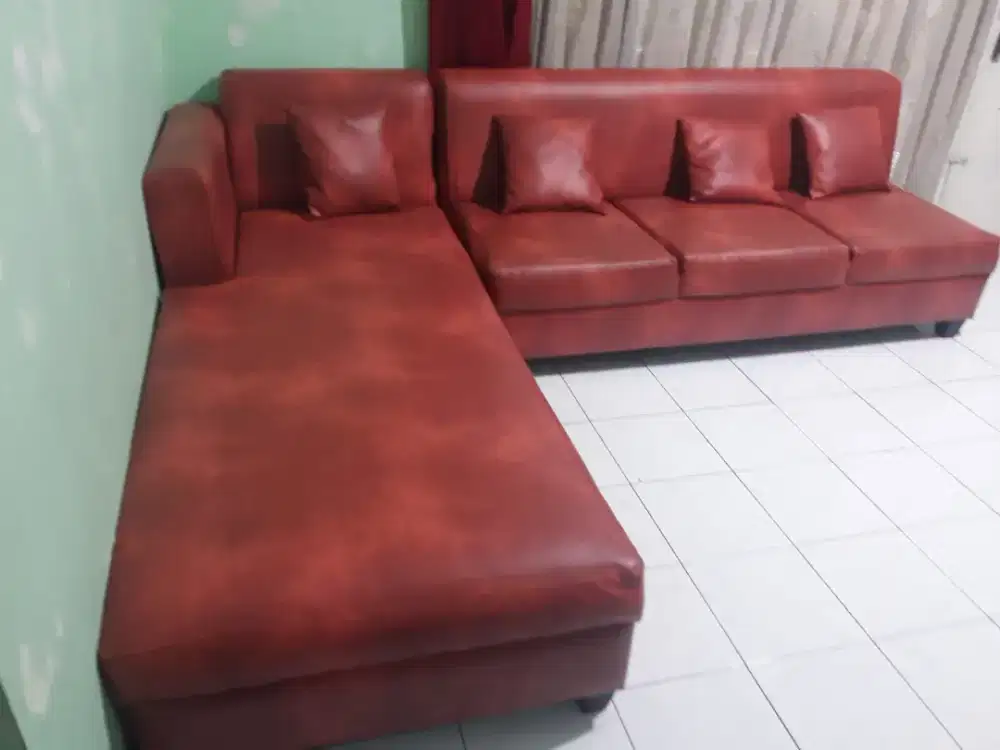 Jual sofa besar seperti baru