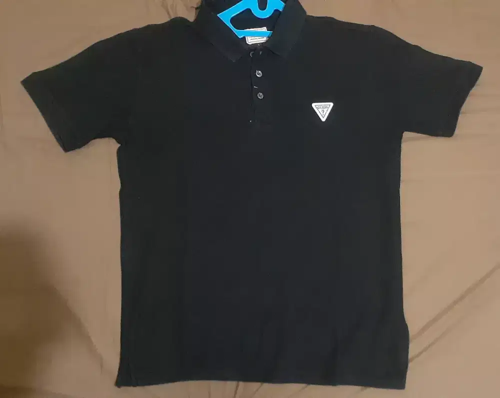 JUAL KAOS BERKERAH GUESS UNISEX