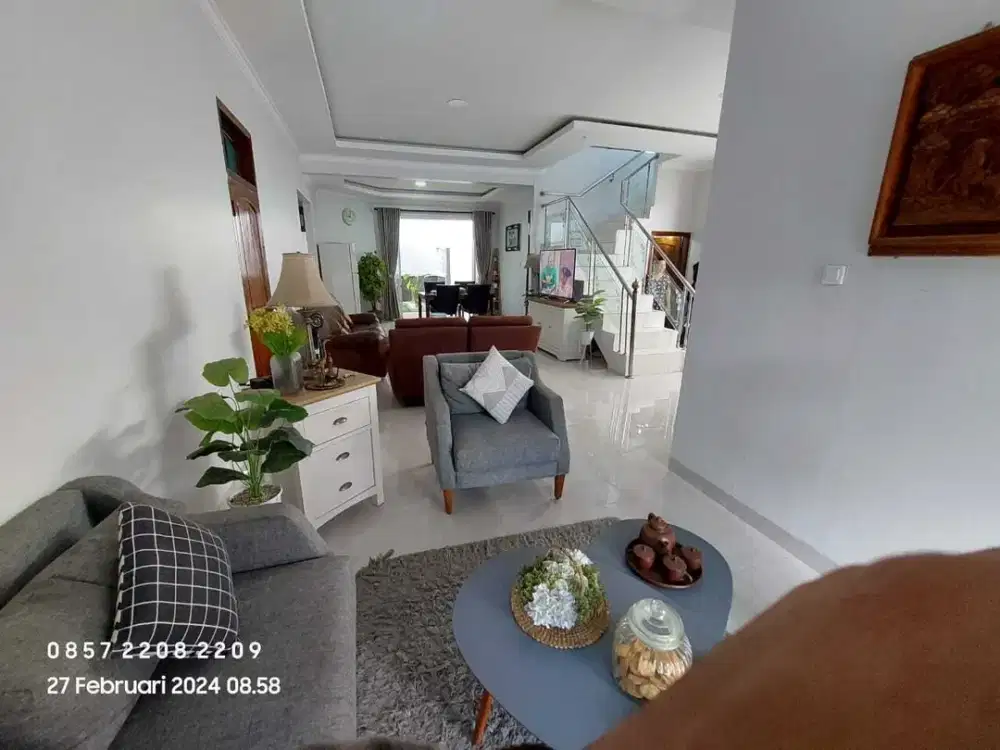 RUMAH BAGUS MODERN FULL FURNISH DI ARCAMANIK Bandung Lokasi Strategis