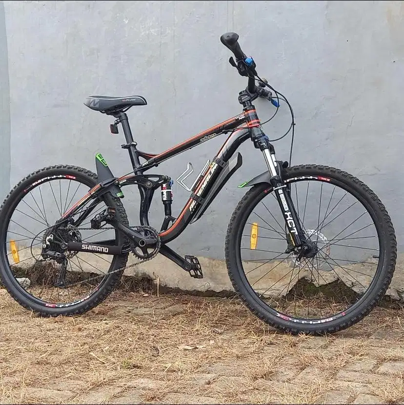 Sepeda Adrenaline XC1