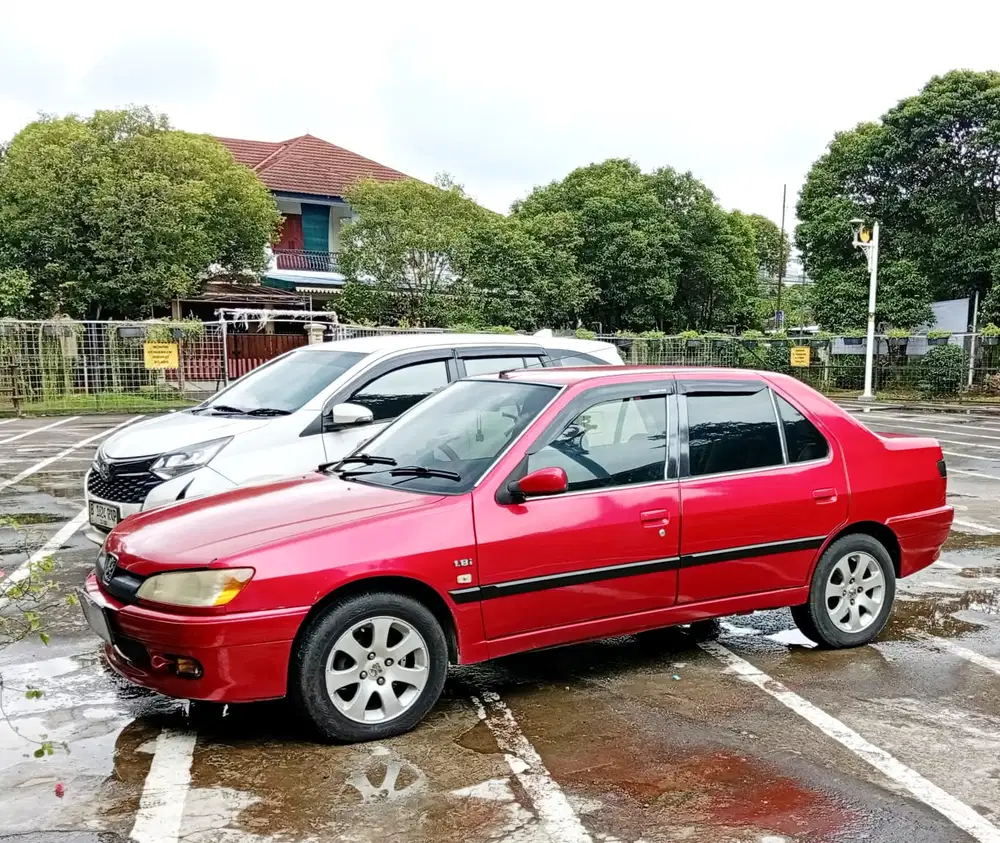 PEUGEOT MERAH 306 THN 2000 MULUS