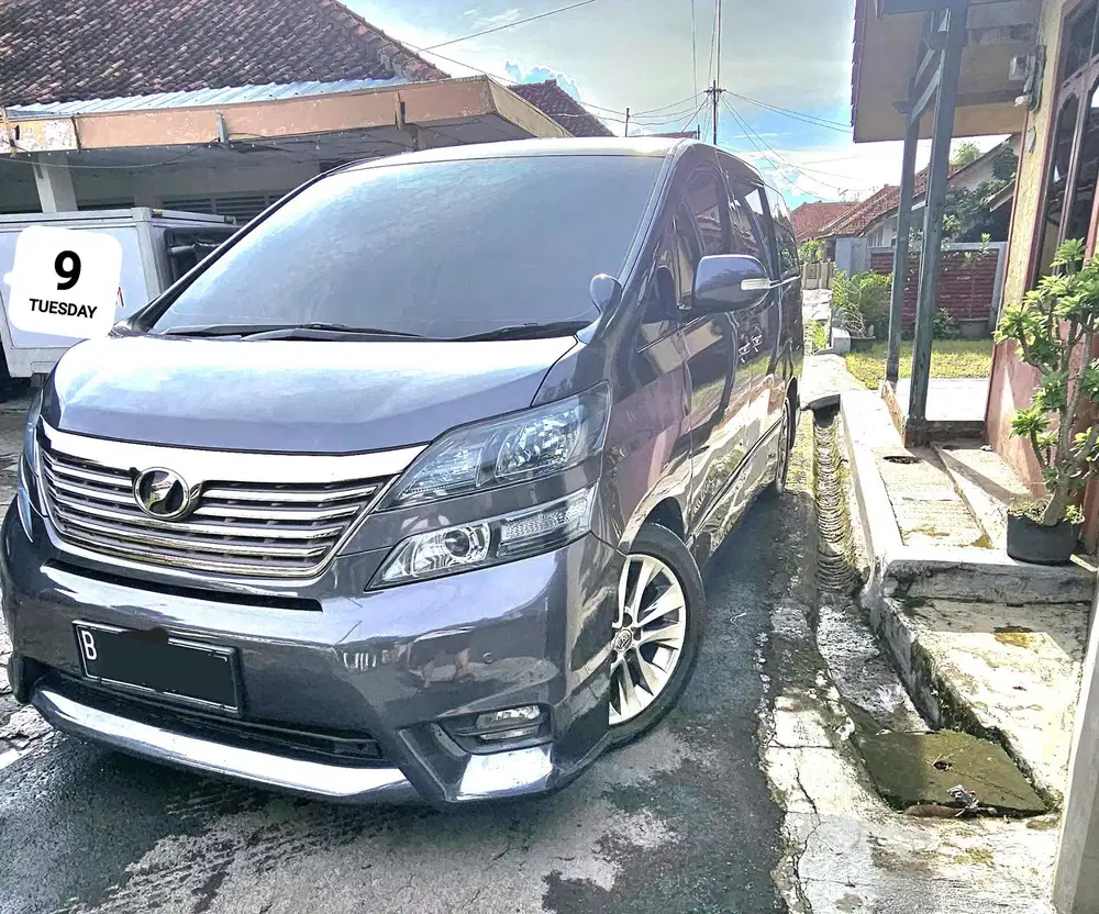 Toyota Vellfire 2011 Bensin