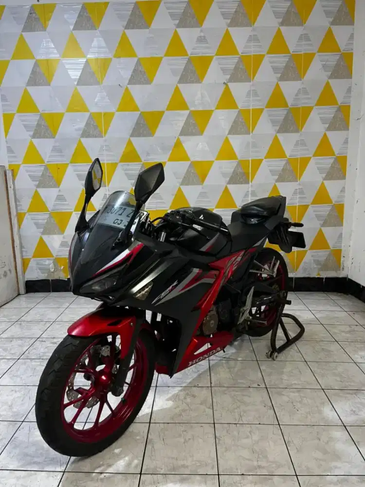 Honda cbr 150 r 2020