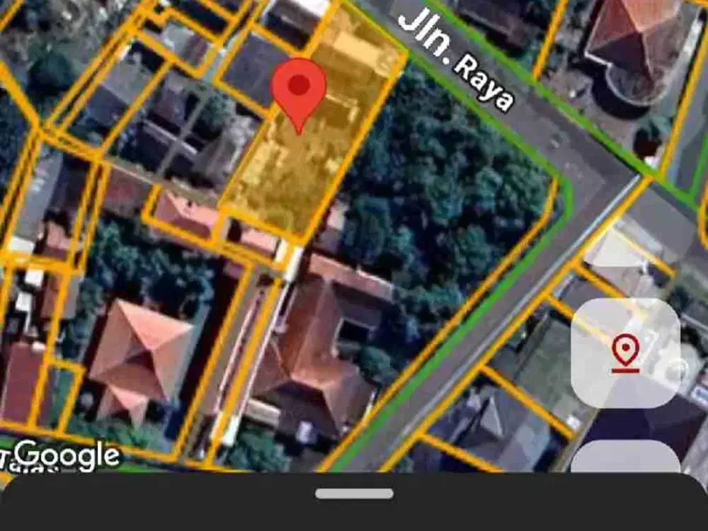 Tanah Luas Bonus Rumah Dekat Jl. Slamet Riyadi Solo