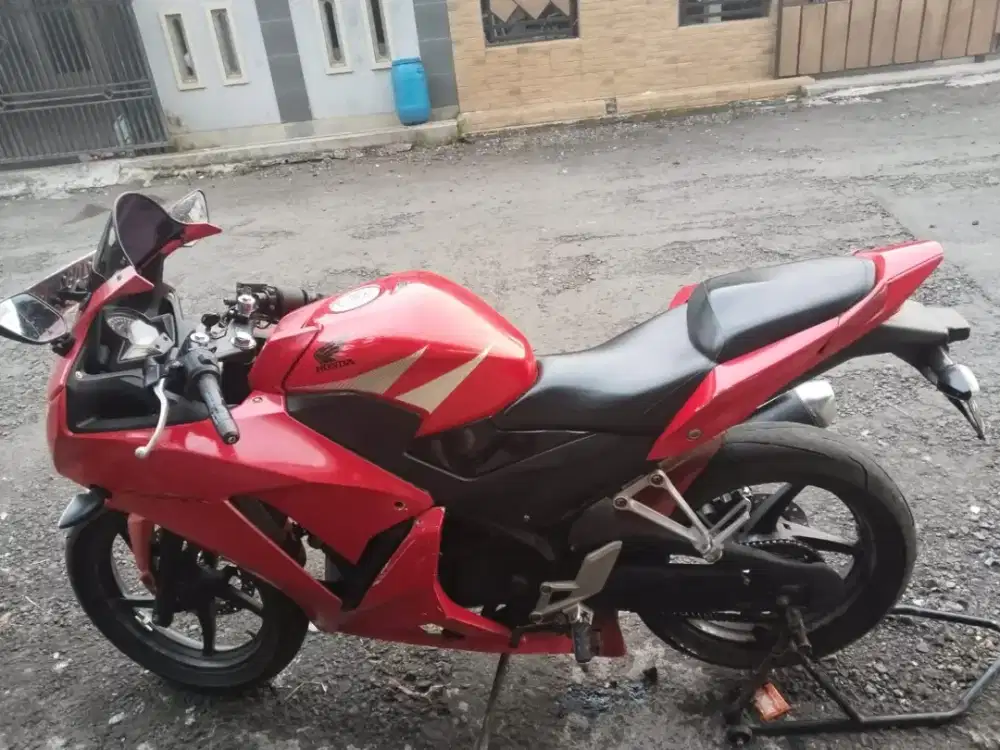 JUAL MOTOR CBR 150