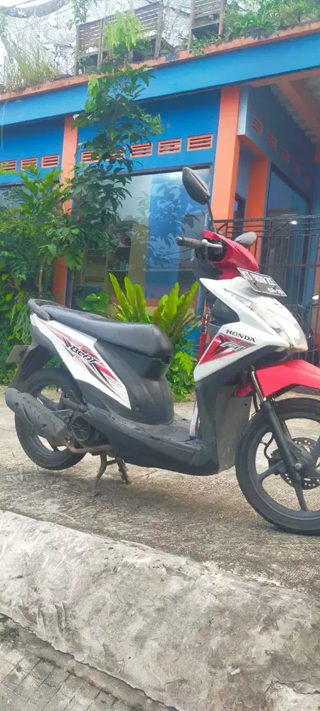 Honda Beat 2015 Super Irit - Harga Bersahabat, Nego Santai!