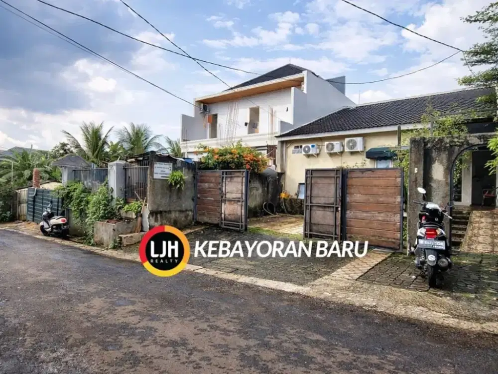 Dijual rumah asri banyak taman Cirendeu 2KM an ke MRT Lebak Bulus Jakarta Selatan