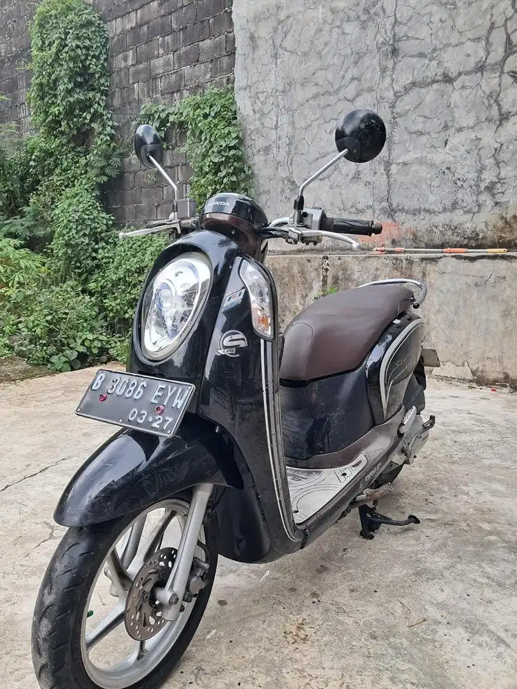 Dijual motor scoopy 2016