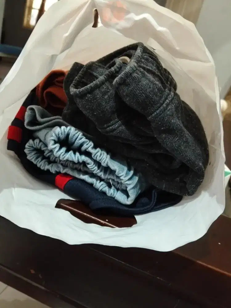 Baju second anak perempuan gratis