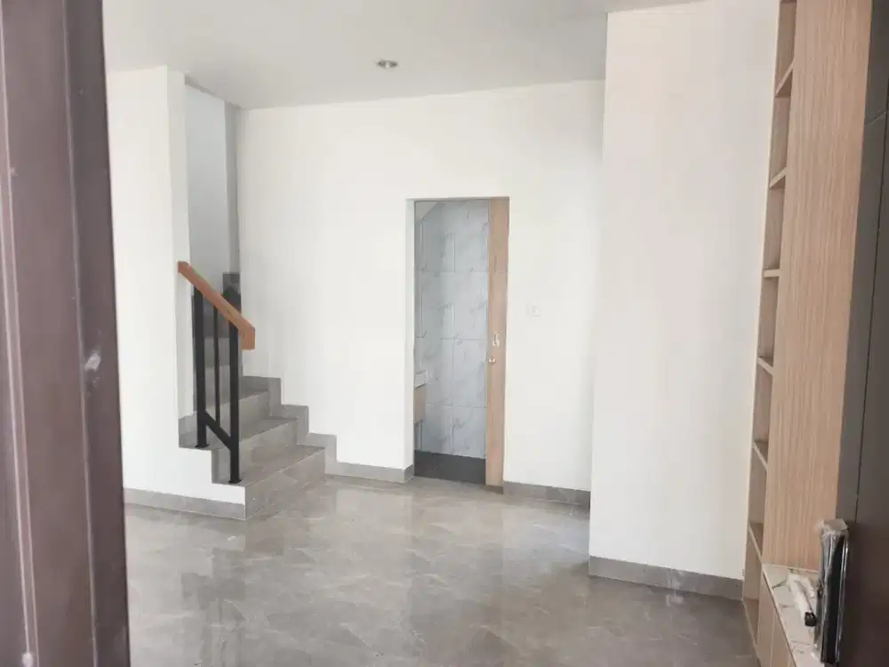 DIJUAL CEPAT RUMAH DI SUVARNA ALAM SUTERA