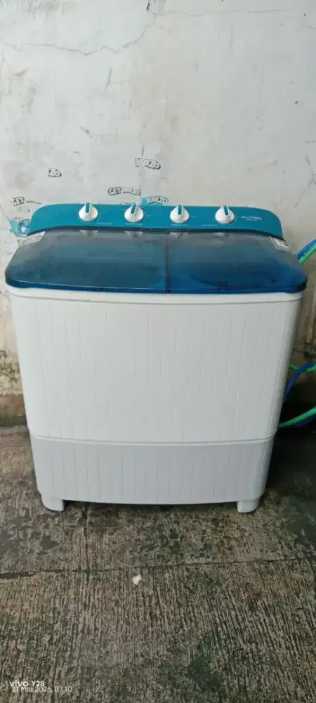 mesin cuci polytron