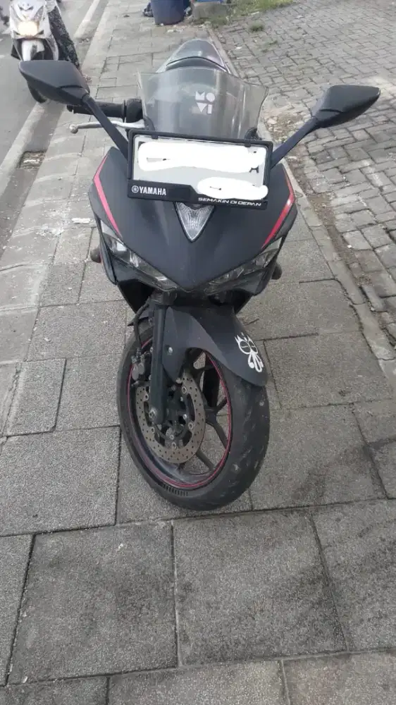 Yamaha R25 FULL BLACK