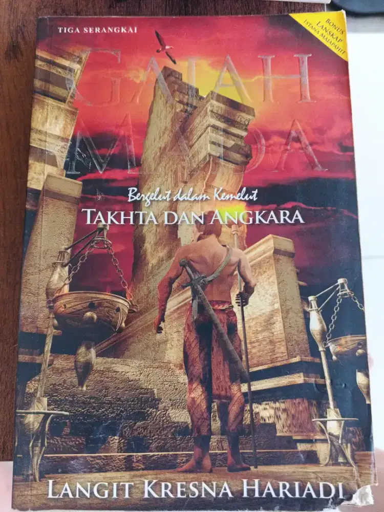 Bergelu dalam Kemelut Takhta dan Angkara.