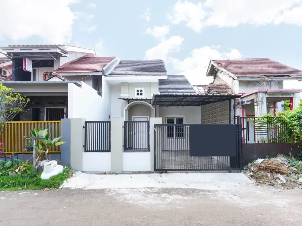 Rumah Strategis 9 Menit ke Pintu Tol Cibadak 2 Sudah Renovasi J-23581