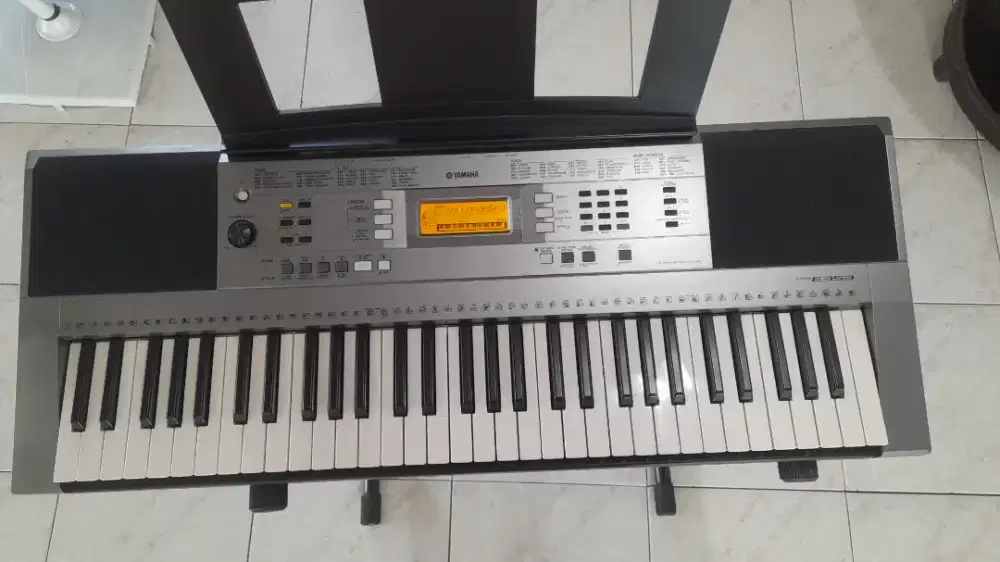 Keyboard Yamaha PSR E363 plus standing
