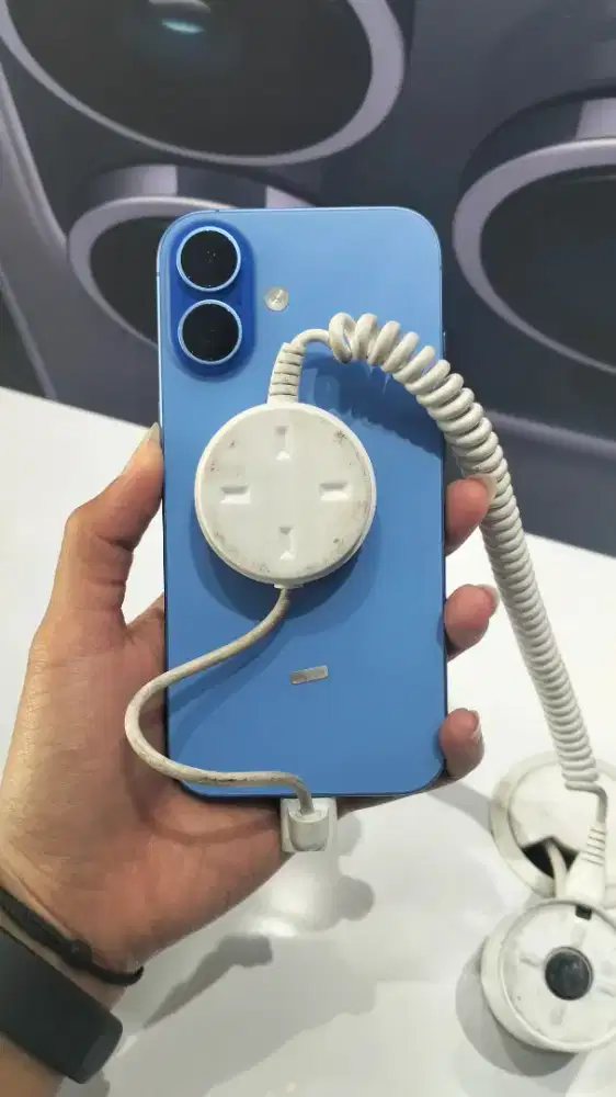 Cash Credit iPhone 16