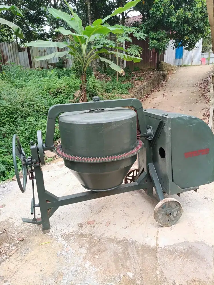 Jual Mesin Molen Beton Iron Globe 500liter Kondisi Mulus Siap Pakai