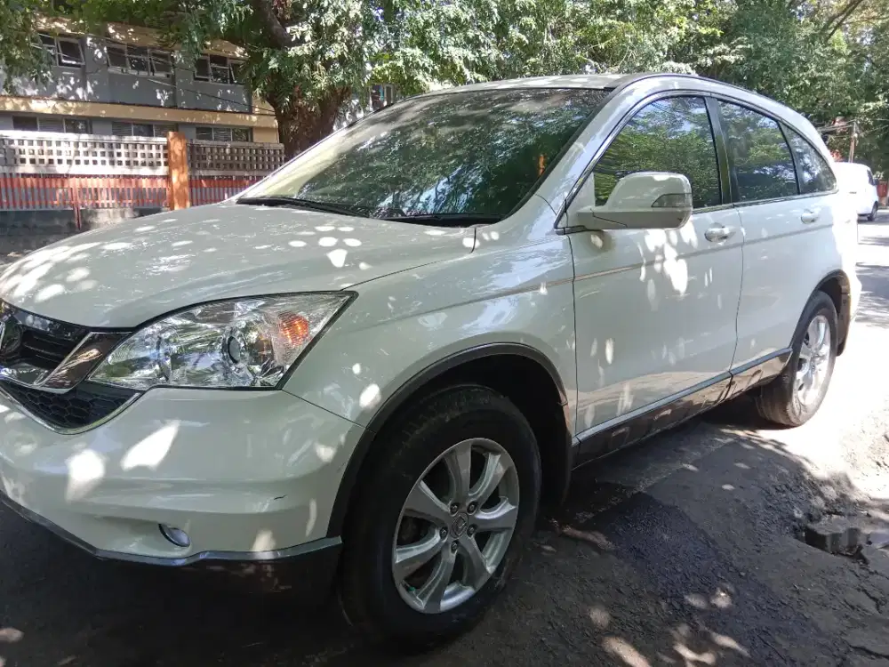 Jua Honda CRV 2.0 Manual Tahun 2012 orisinil mulus.
