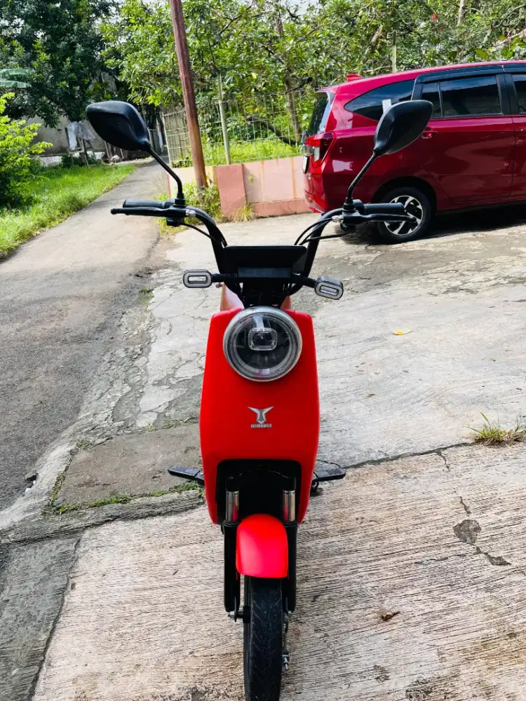 Sepeda Listrik Uwinfly 8 DF 8 istimewa