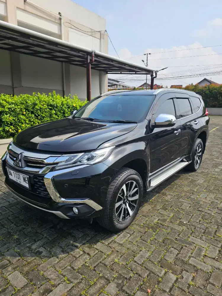 JUAL PAJERO SPORT DAKKAR 2018 KONDISI SIAP PAKAI