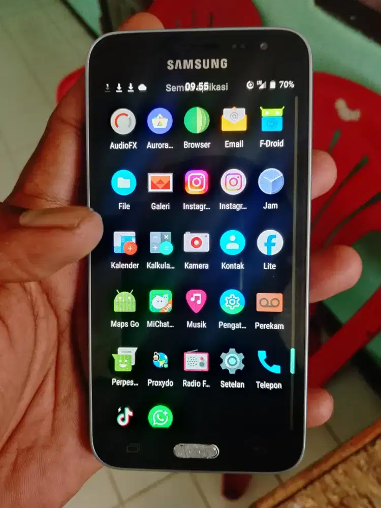Jual Bu nih hp Samsung j3 2016 minus cuman speaker ajak agk Sember