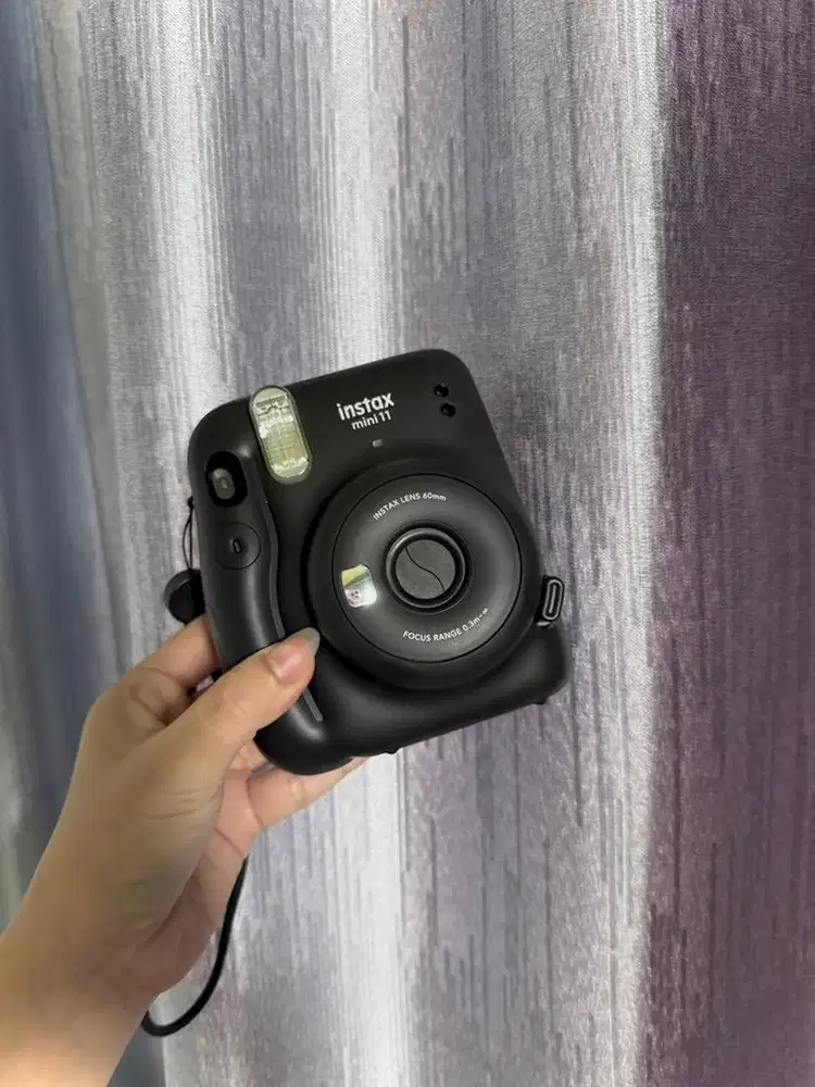 Kamera Instax Mini 11 Black