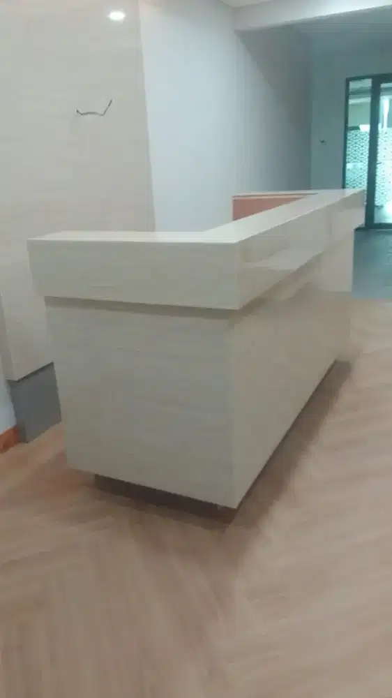 Tukang Pasang Quadra, Marmer, Granit. Kontraktor Bangun Rumah Mewah