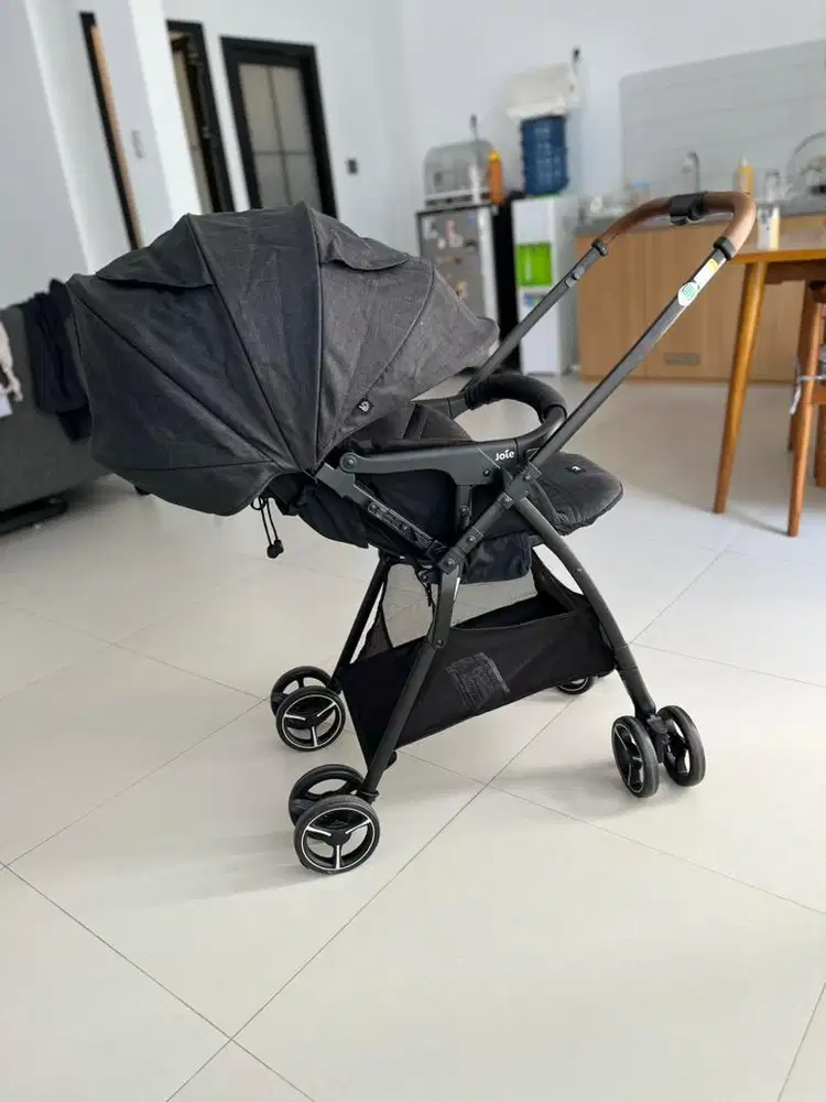 Joie stroller sma baggi lightweight