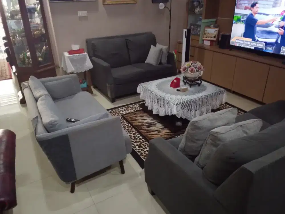 Sofa fullset dan meja