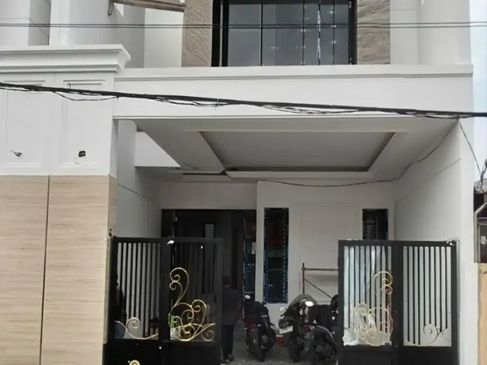 Baru Gress‼️Jual Rumah Babatan Pantai dekat Grand Kenjeran model American Classic