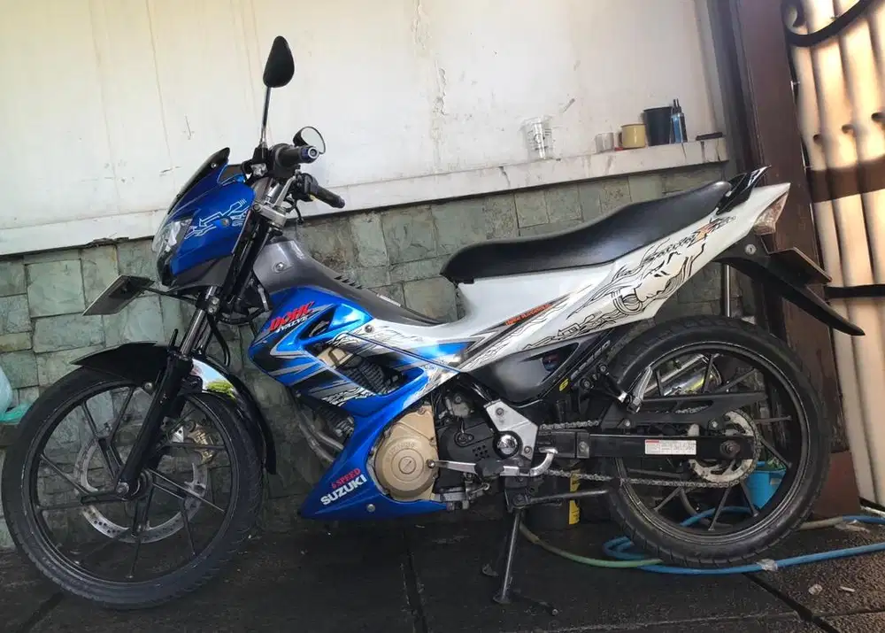 Suzuki satria fu150 scd barong 2012 putih ori
