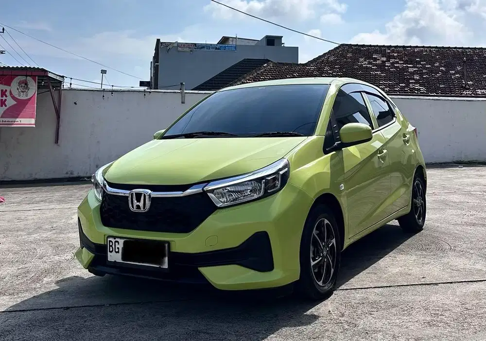 Brio E matic 2024 km rendah 13rb mulus sekali seperti baru